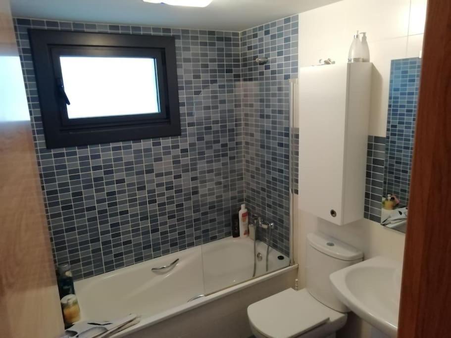 Habitacion En Piso Compartido Cerca De Playa De Samil 비고 외부 사진